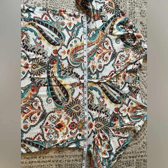 Chico’s Knit Short Sleeve Casual Top - Picture 9 of 9